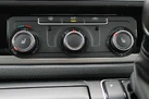 2019-volkswagen-transporter-small-20