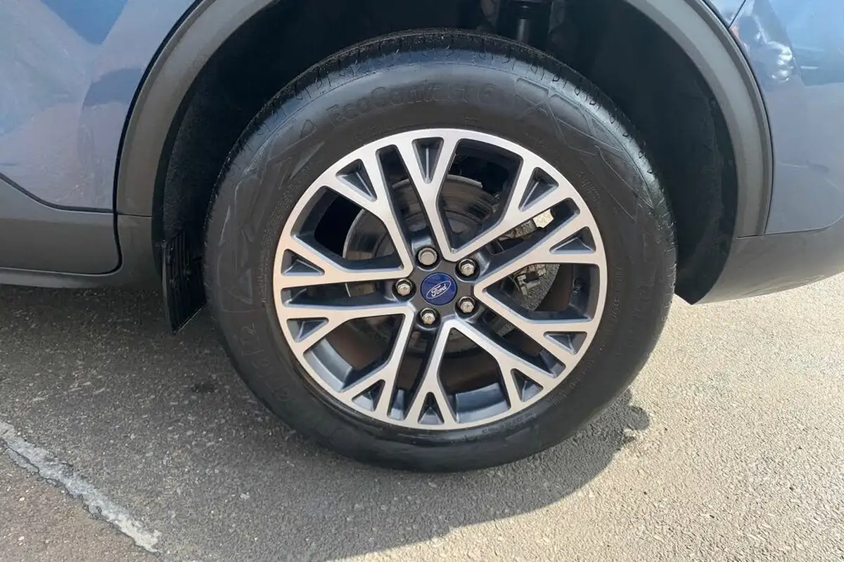 2020-ford-kuga-15-titanium-big-8