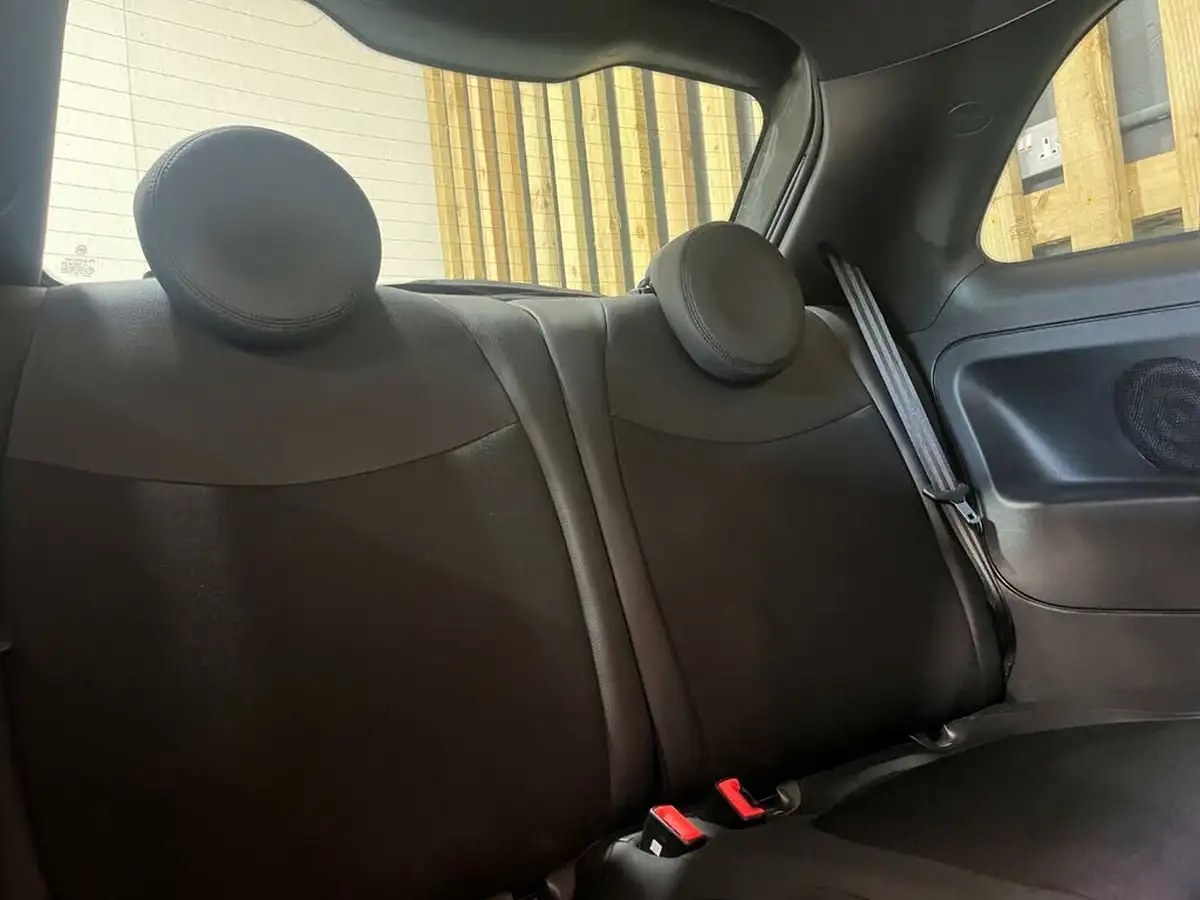 2018-fiat-500-12-s-big-11