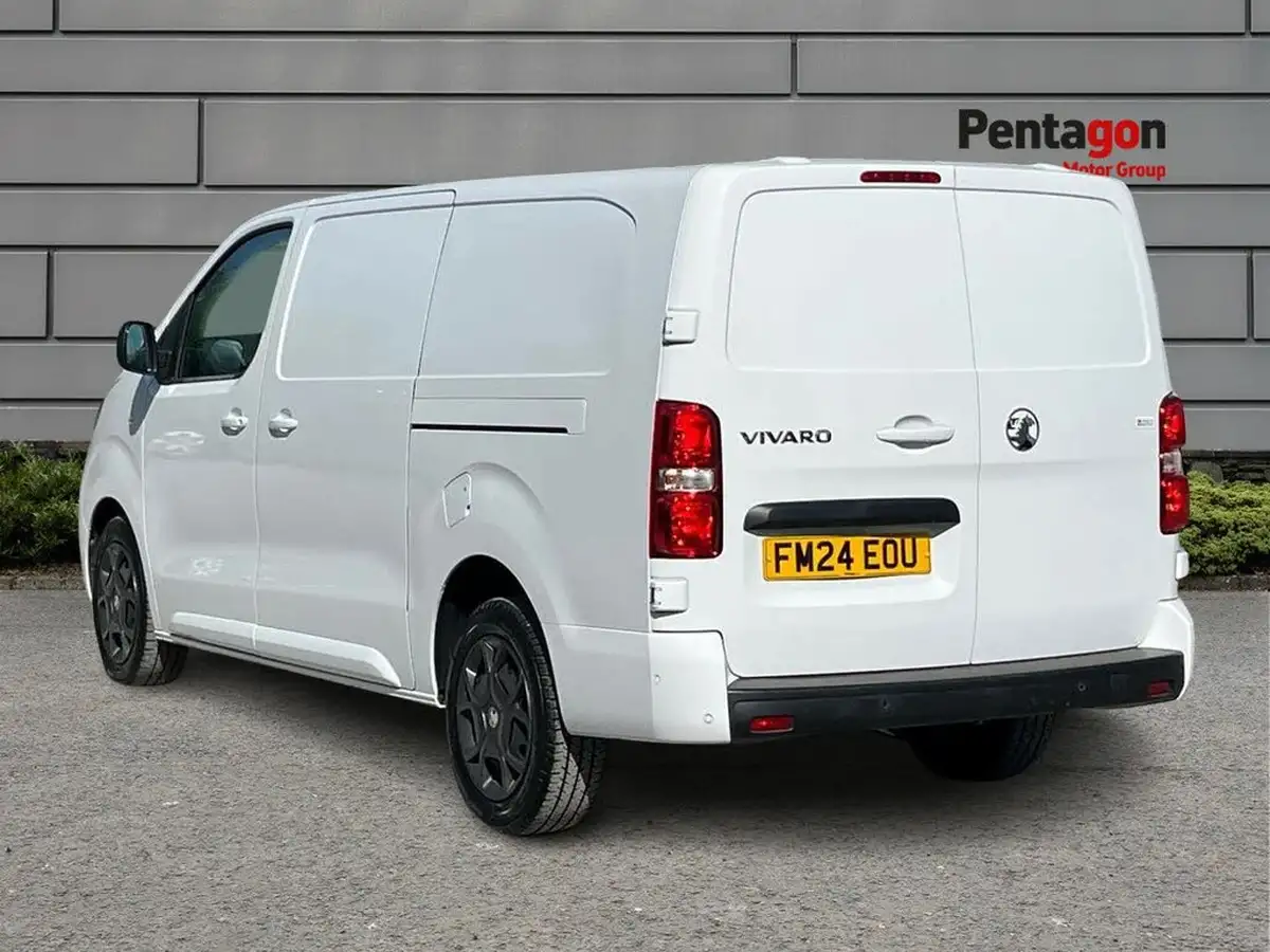 2024-vauxhall-vivaro-20td-xl-pro-big-1