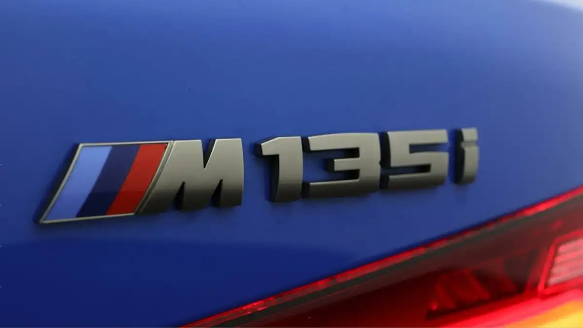 2020-bmw-1-series-20-m135i-xdrive-big-20