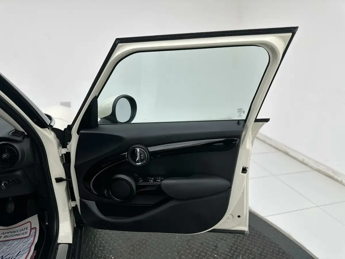 2016-mini-cooper-20td-cooper-sd-170bhp-ss-hatchback-5d-big-13