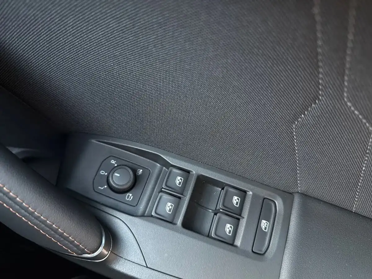 2024-cupra-formentor-15-etsi-v1-big-17