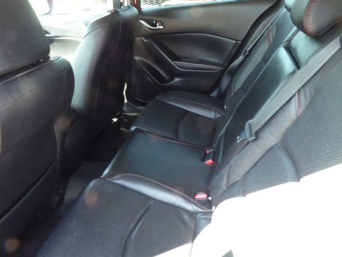 2014-mazda-mazda3-20-sport-nav-165ps-hatchback-5d-big-9