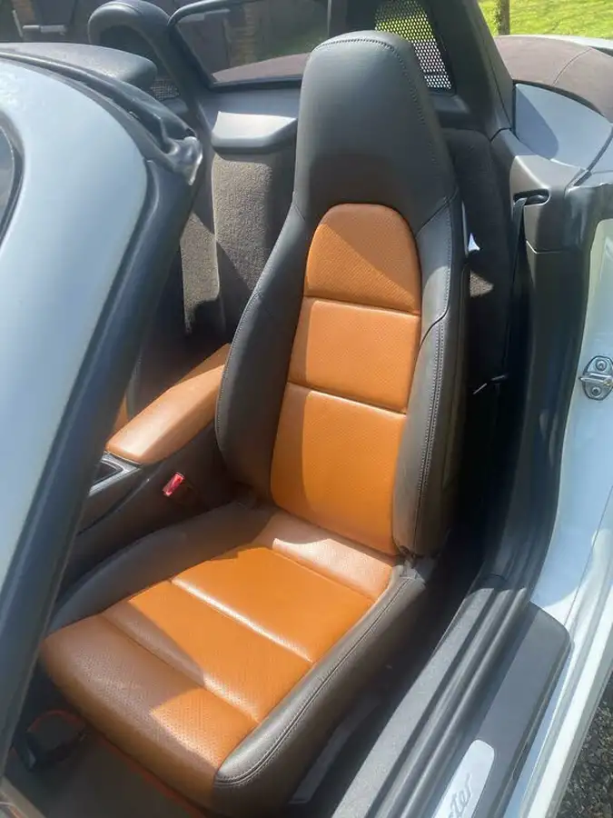 2014-porsche-boxster-27-big-12