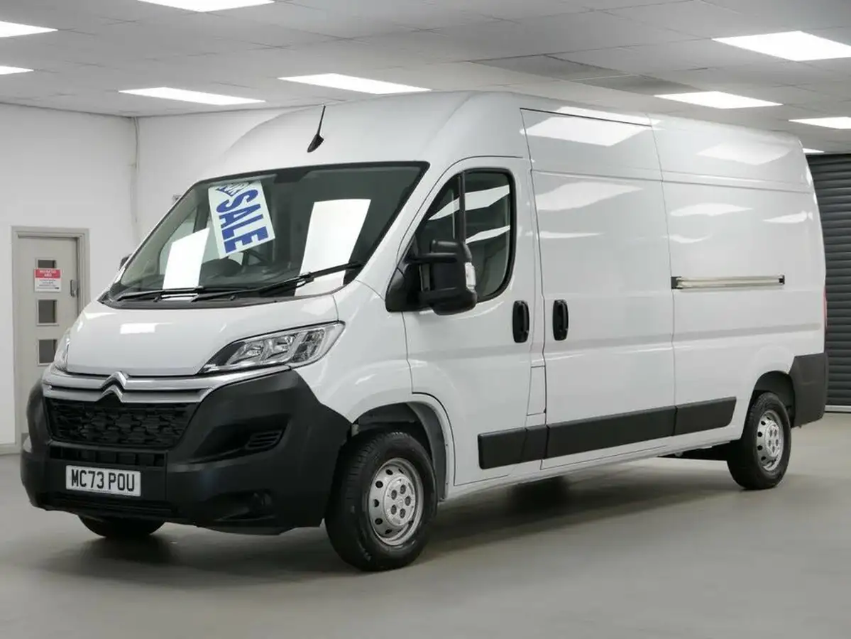 2023-citroen-relay-22bluehdi-35-l3h2-enterprise-edition-panel-big-1