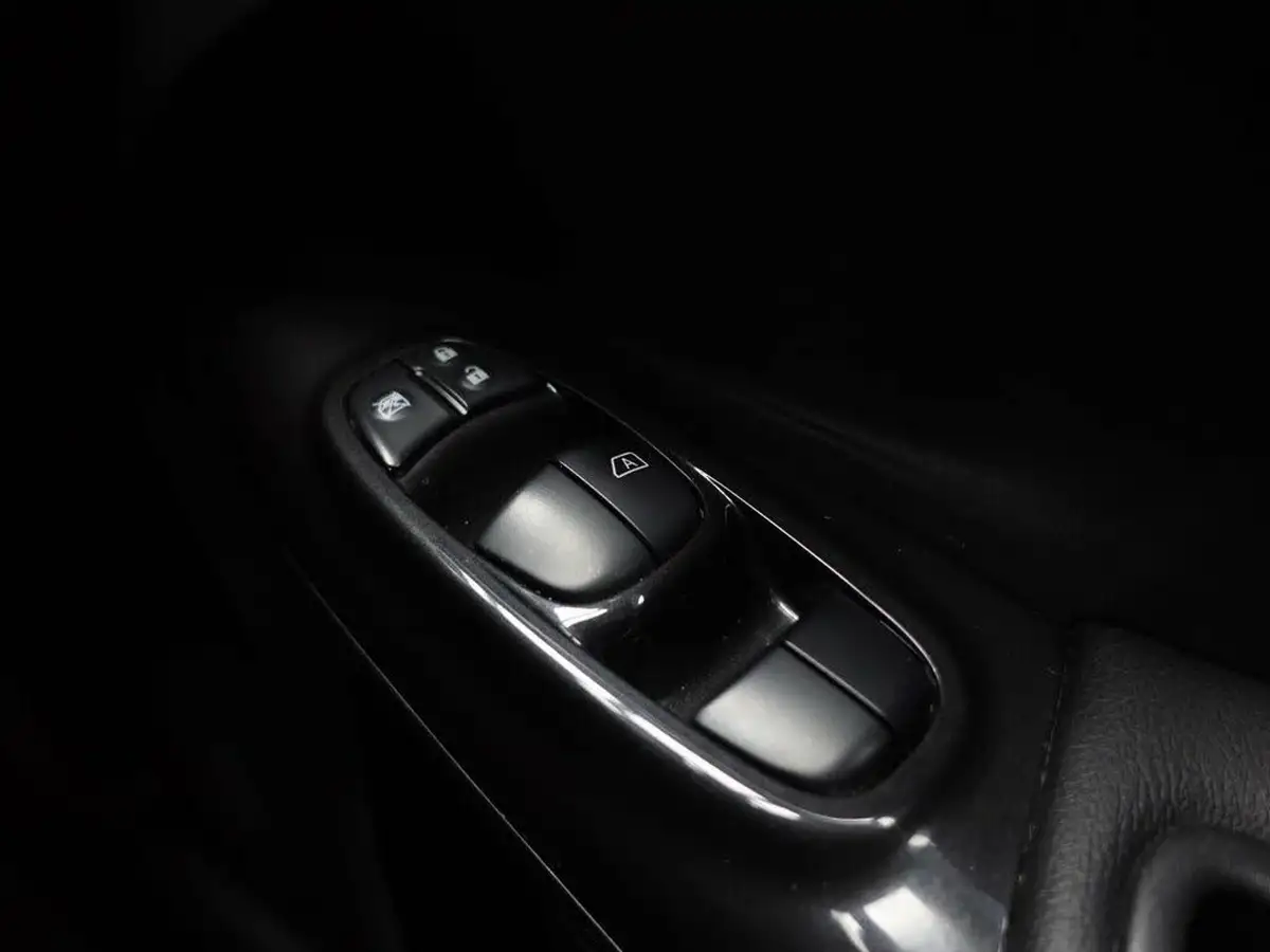 2018-nissan-juke-12-dig-t-bose-personal-edition-big-28