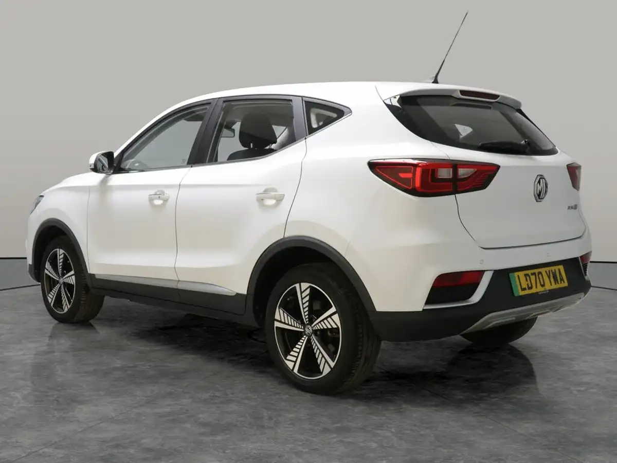 2020-mg-zs-suv-e-excite-ev-big-11