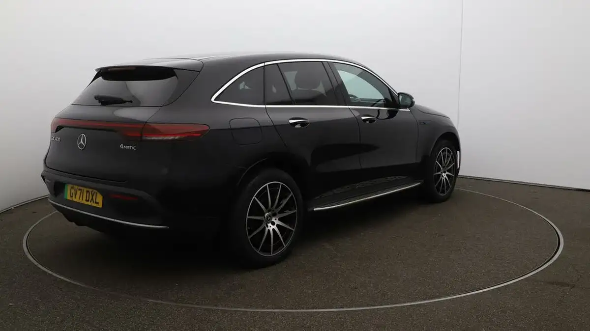 2021-mercedes-benz-eqc-e-eqc-400-amg-line-big-46