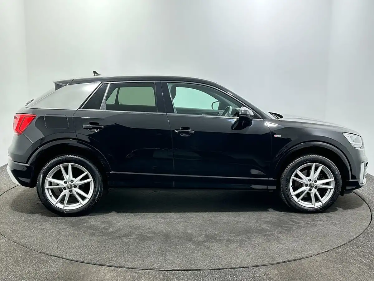 2017-audi-q2-16tdi-s-line-115ps-big-7