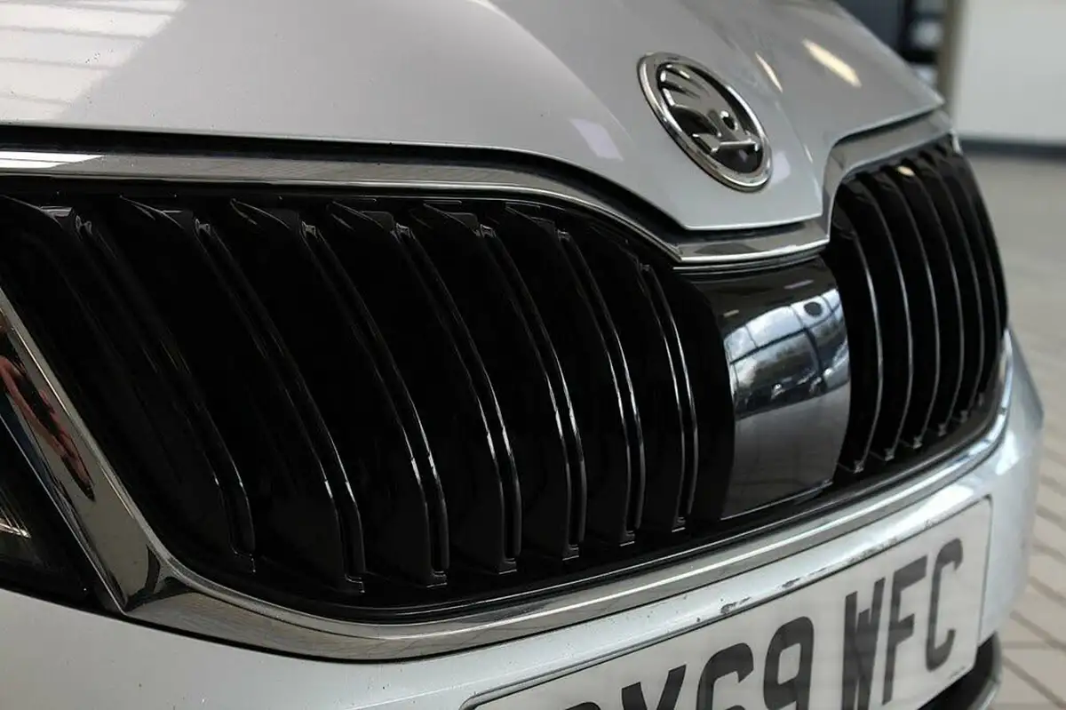 2019-skoda-octavia-20tdi-se-l-estate-big-42