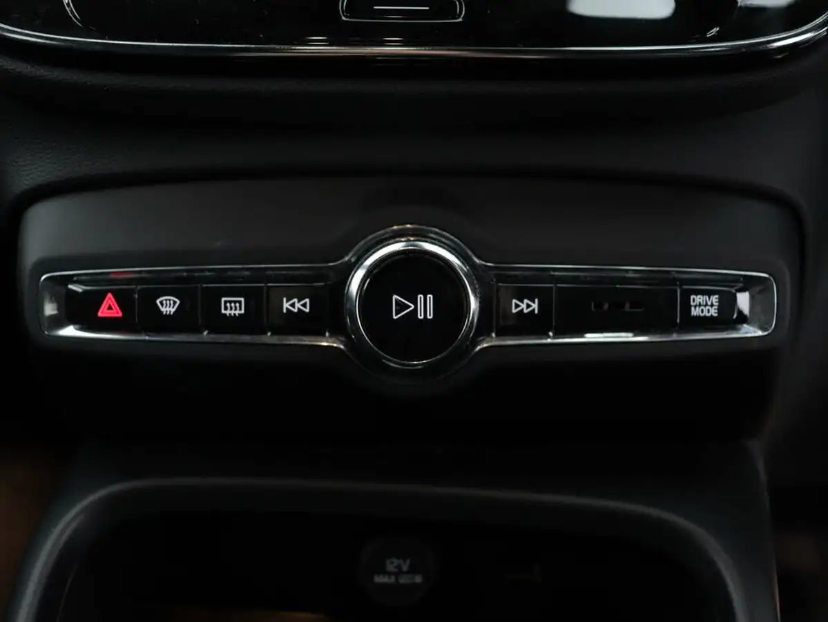 2019-volvo-xc40-15-t3-r-design-163bhp-geartronic-big-21