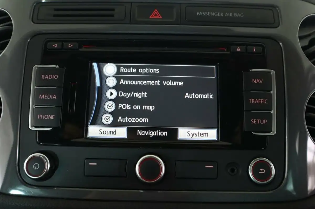 2014-volkswagen-tiguan-20tdi-match-140ps-2wd-bluemotion-tech-big-47