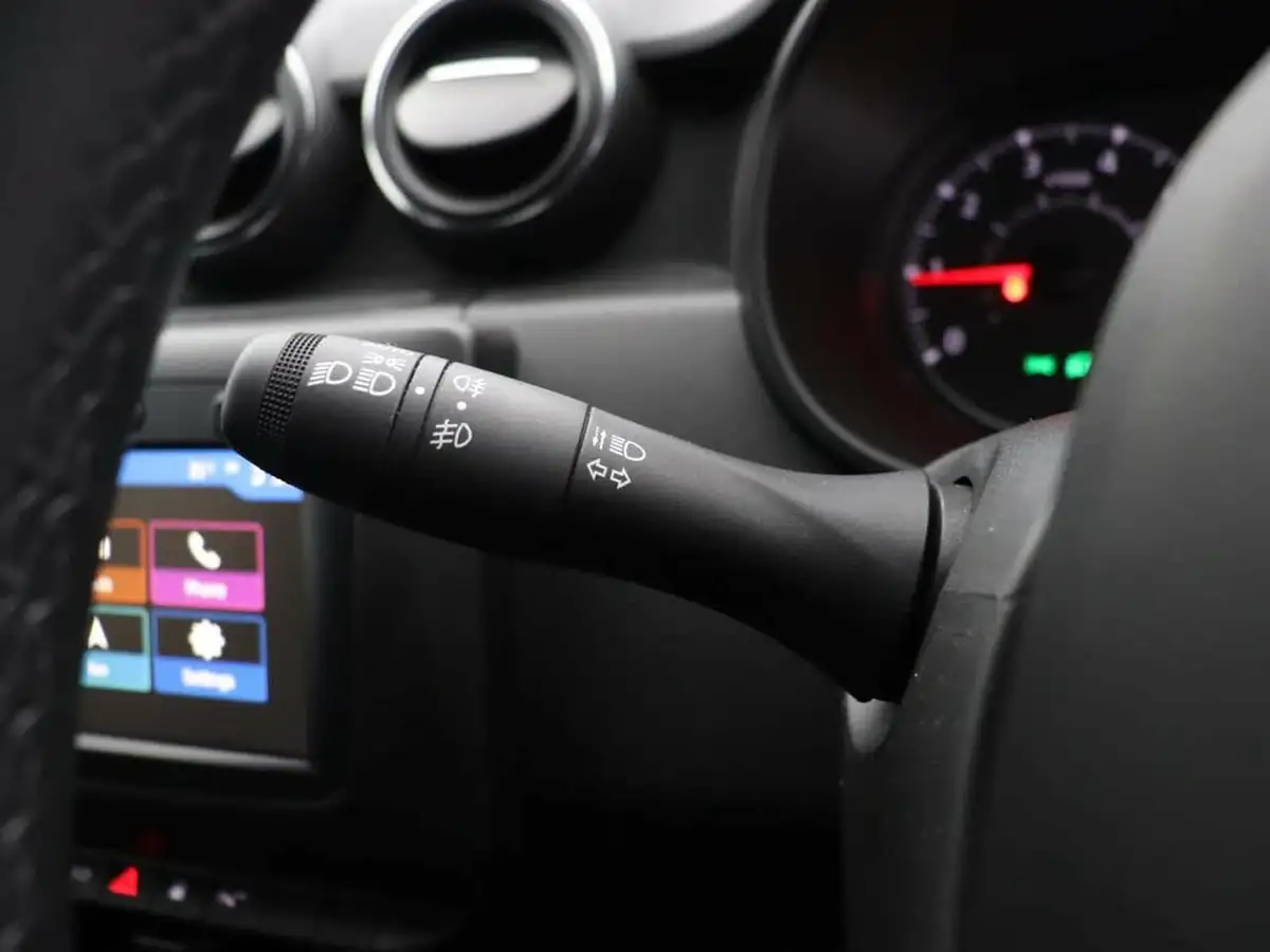 2020-dacia-duster-10-tce-comfort-100bhp-ss-big-35