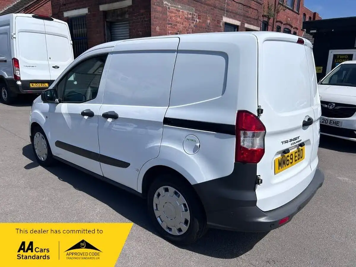 2020-ford-transit-courier-10t-base-ecoboost-big-4