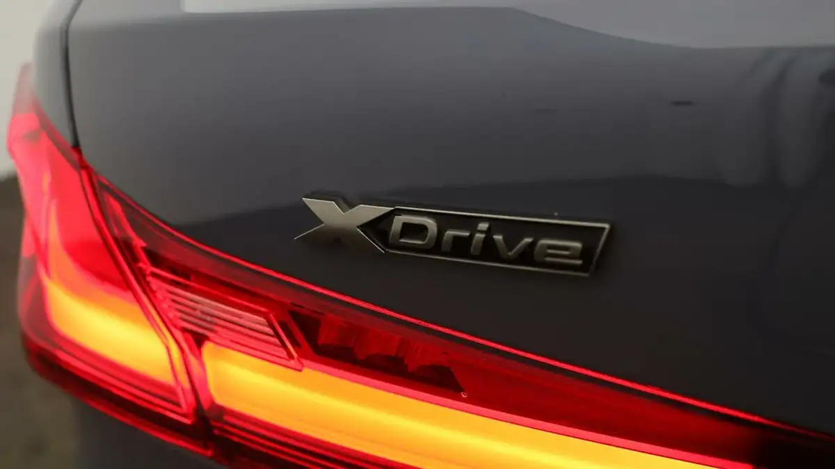 2020-bmw-1-series-20-m135i-xdrive-big-21