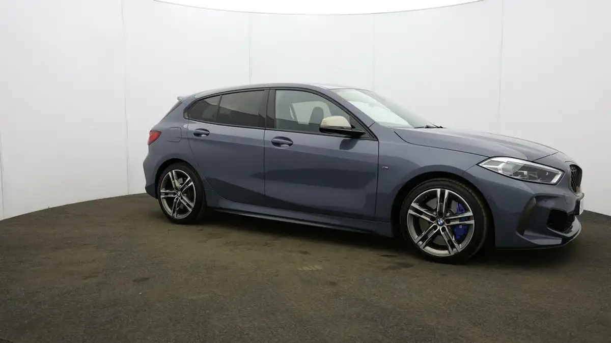 2020-bmw-1-series-20-m135i-xdrive-big-42