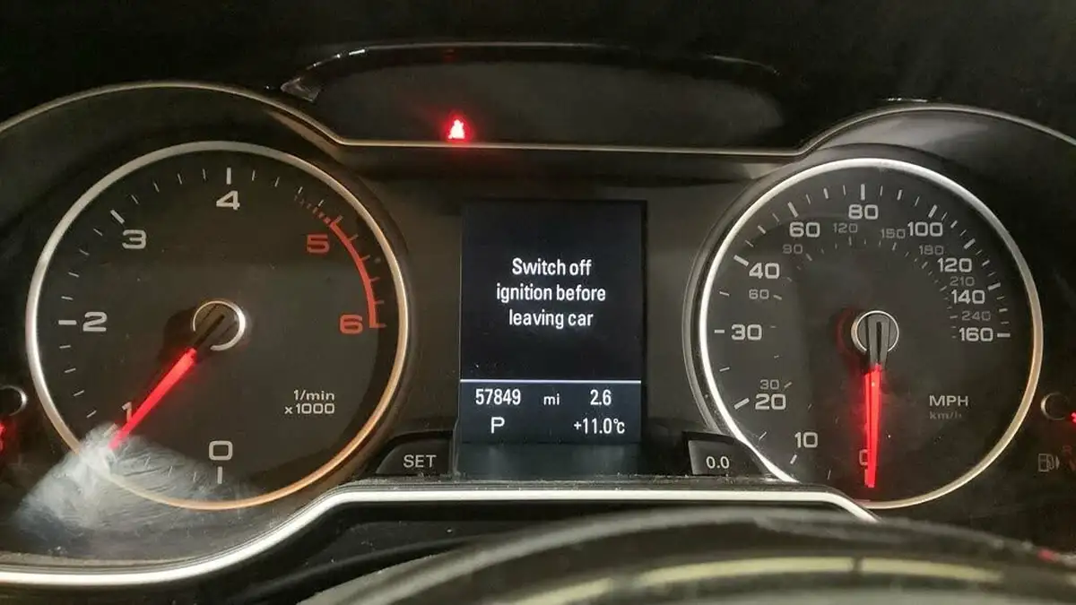 2014-audi-a4-30td-quattro-black-edition-big-11