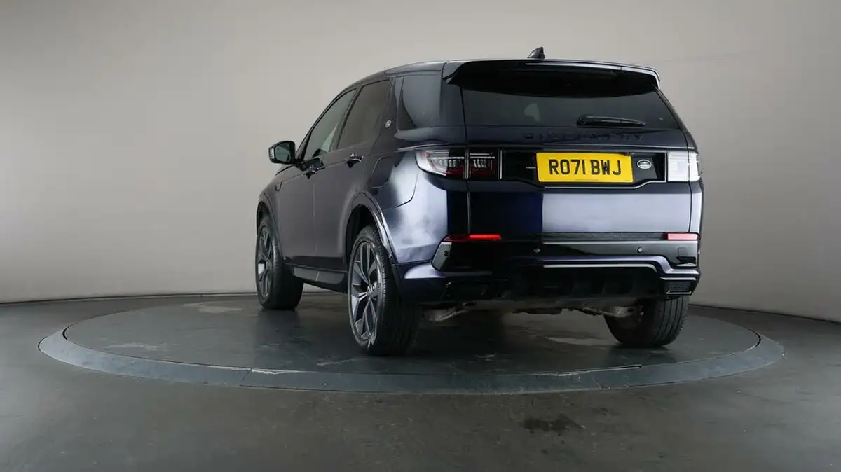 2021-land-rover-discovery-sport-15-p300e-r-dynamic-se-big-47