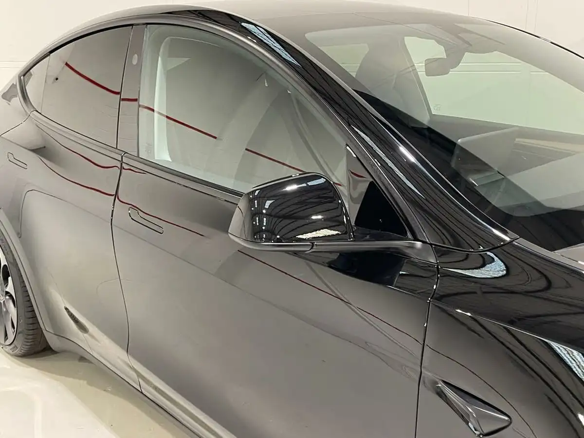 2024-tesla-model-y-e-performance-big-43