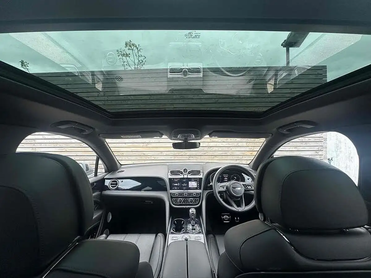 2020-bentley-bentayga-40-v8-550ps-big-31