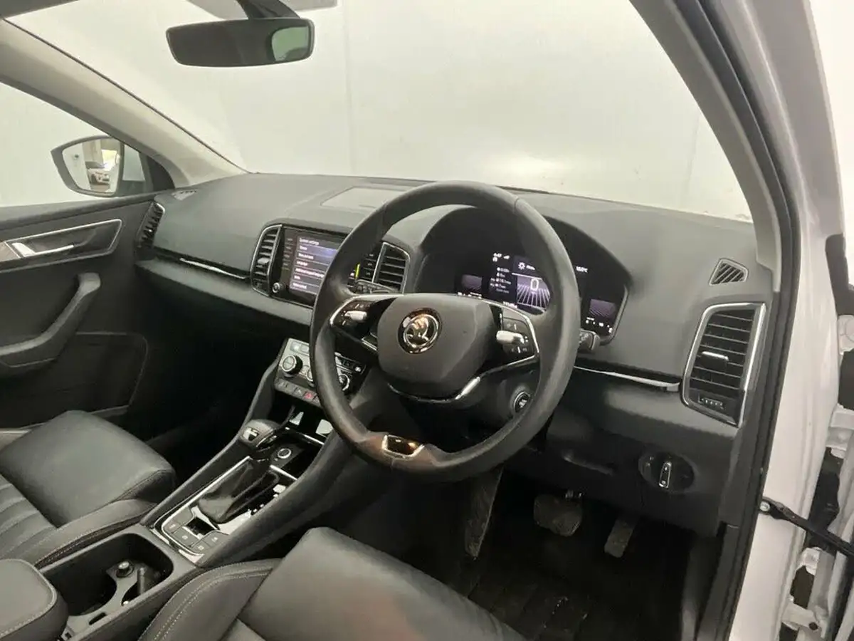 2023-skoda-karoq-15-tsi-se-l-dsg-big-8