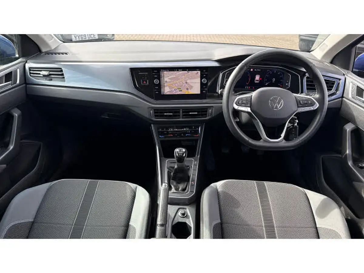 2022-volkswagen-polo-10-tsi-style-big-8