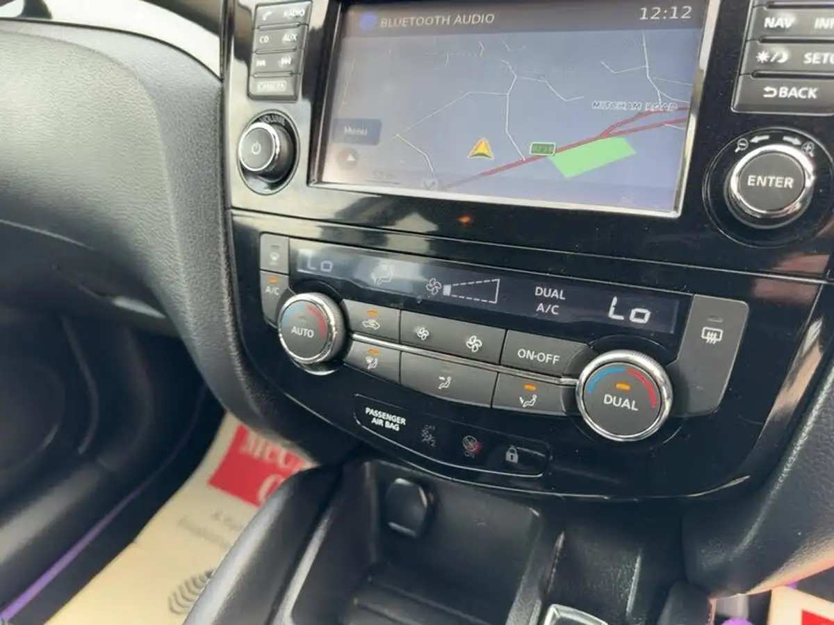 2016-nissan-qashqai-12-dig-t-n-connecta-big-30