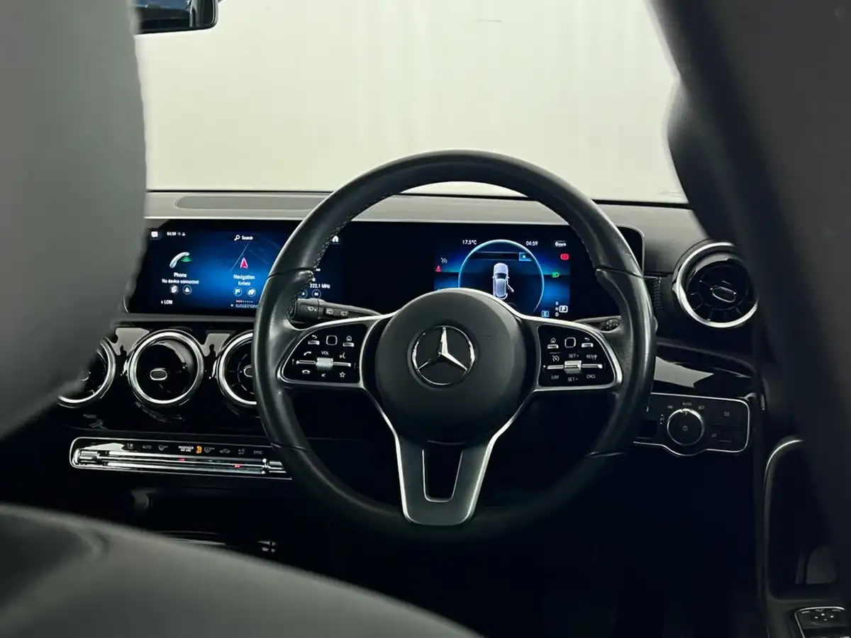 2020-mercedes-benz-a-class-13-a180-sport-executive-hatchback-5d-7g-dct-big-16