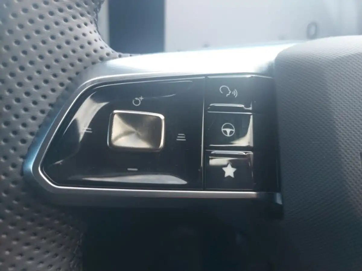 2024-mg-hs-15t-gdi-trophy-273ps-plug-in-hybrid-1496cc-auto-big-14