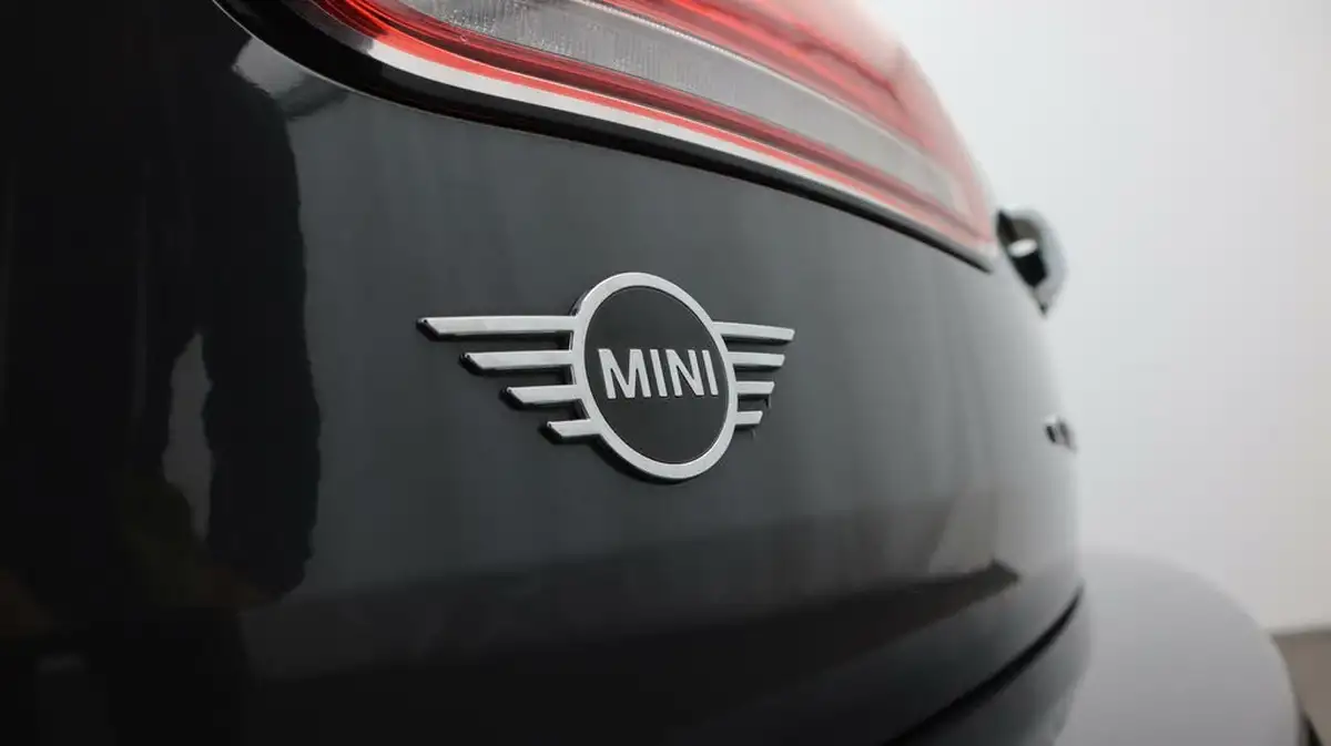 2019-mini-clubman-20-cooper-s-sport-comfort-big-22