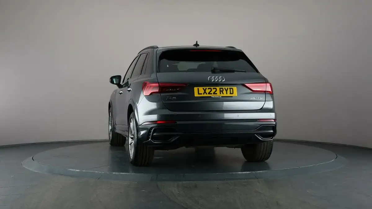 2022-audi-q3-15-35-tfsi-black-edition-codcomfort-sound-pack-station-wagon-big-41