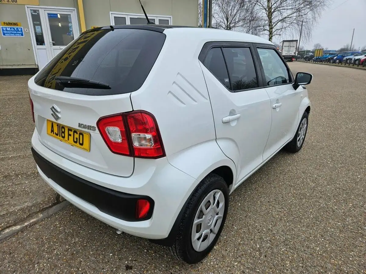2018-suzuki-ignis-12-dualjet-sz3-big-3