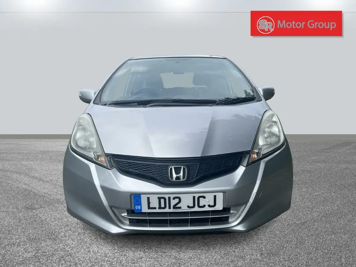 2012-honda-jazz-14-es-big-5