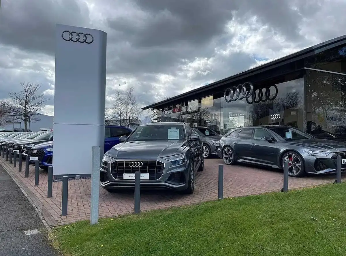 2025-audi-a6-e-tron-e-launch-edition-big-53