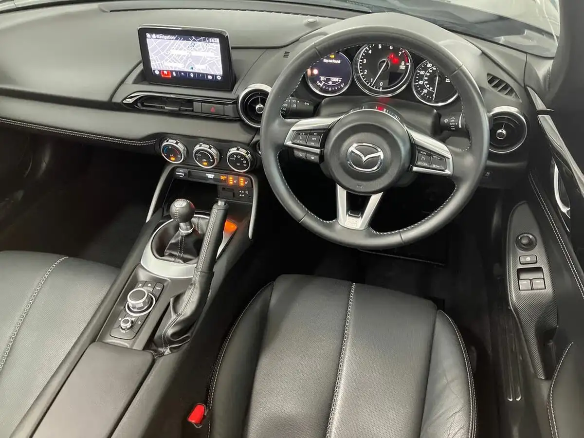 2021-mazda-mx-5-15-sport-convertible-big-14