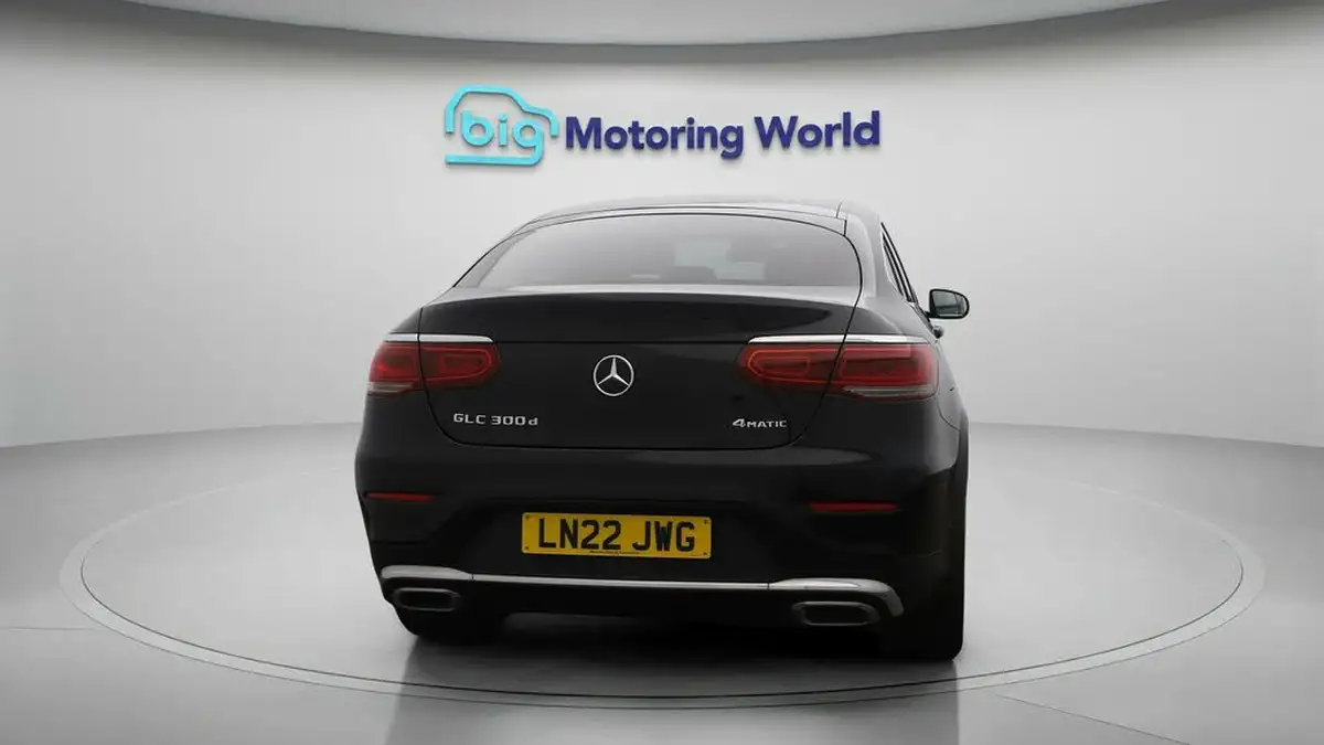 2022-mercedes-benz-glc-class-20d-glc300d-amg-line-premium-244ps-coupe-4d-1950cc-big-6