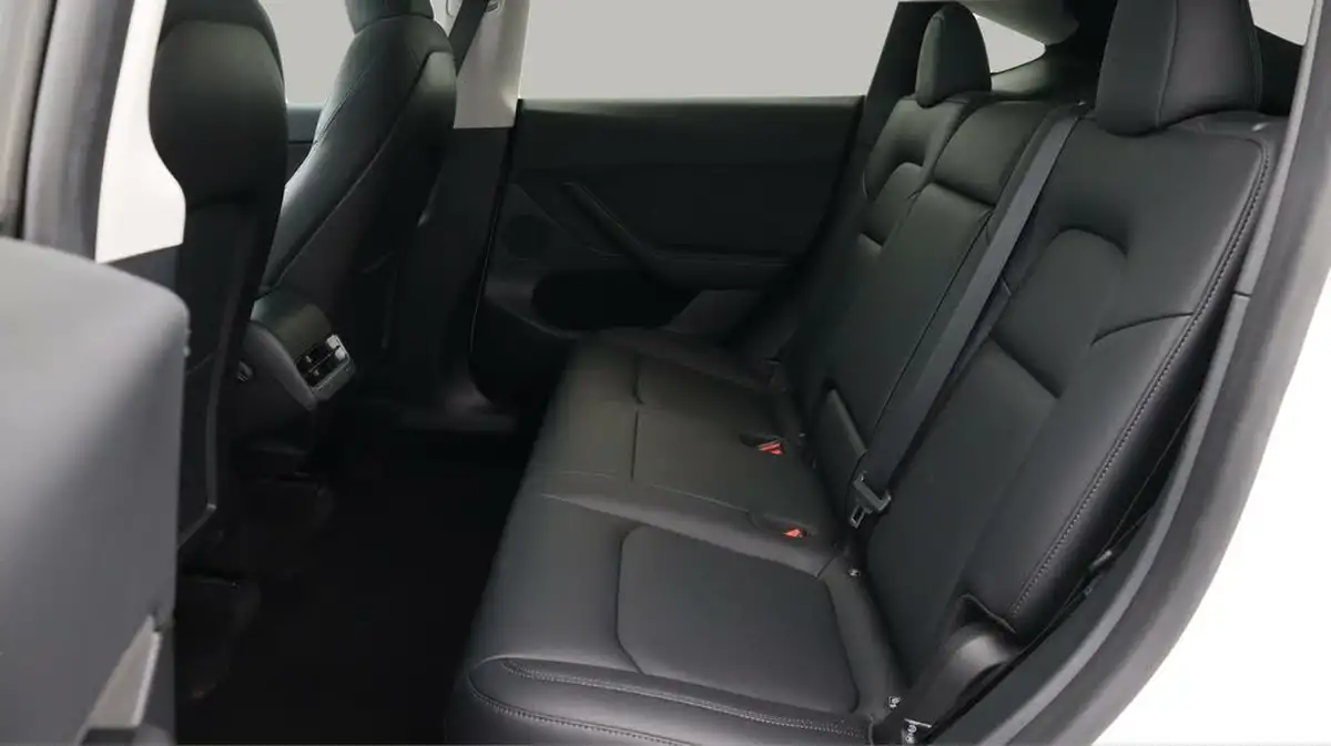 2022-tesla-model-y-e-rwd-big-16