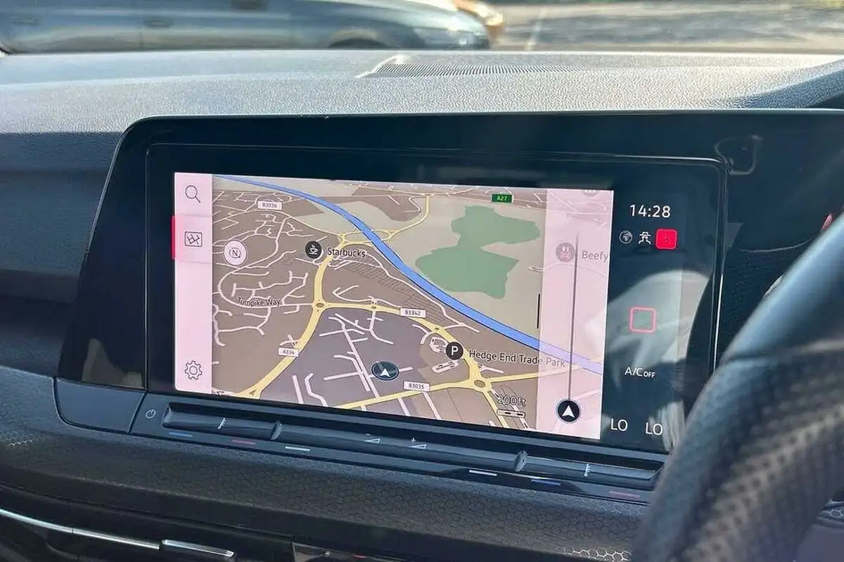 2021-volkswagen-golf-20-tsi-gti-dsg-big-25