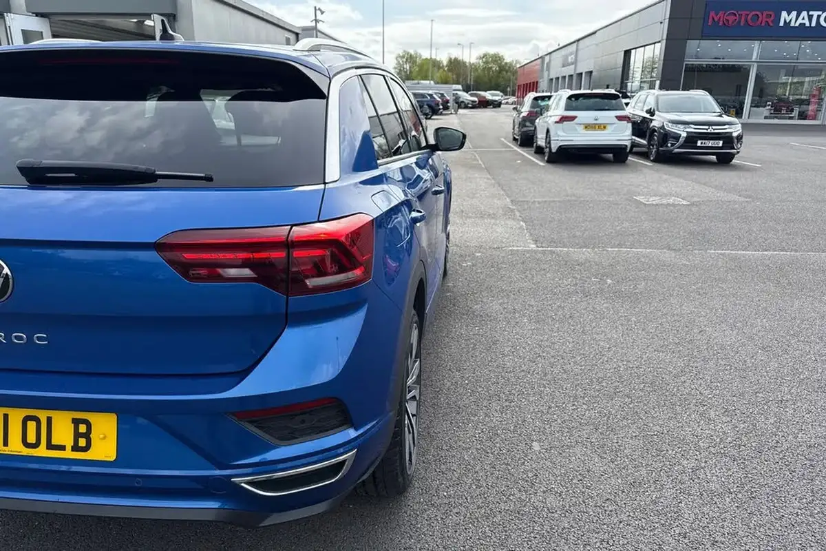 2021-volkswagen-t-roc-15-tsi-r-line-hatchback-5d-dsg-big-33