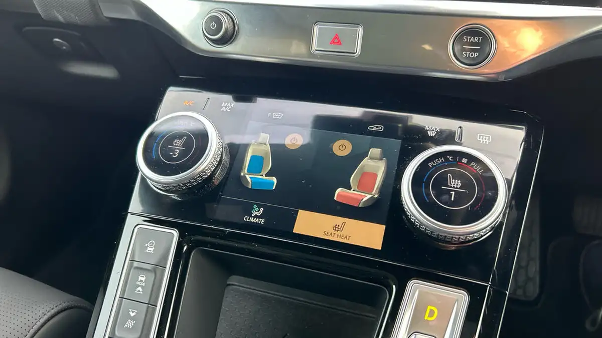 2023-jaguar-i-pace-ev400-r-dynamic-hse-black-big-27