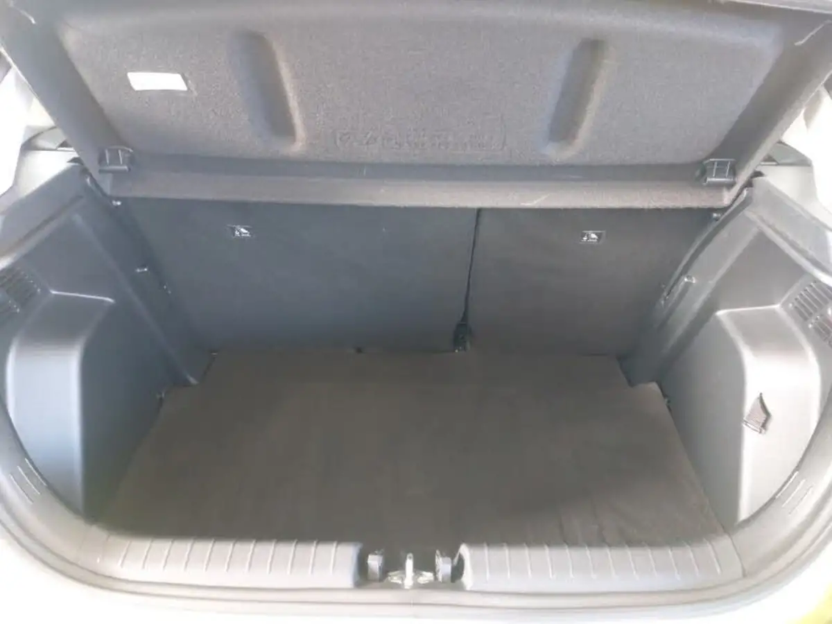 2024-hyundai-i20-10-t-gdi-advance-big-7