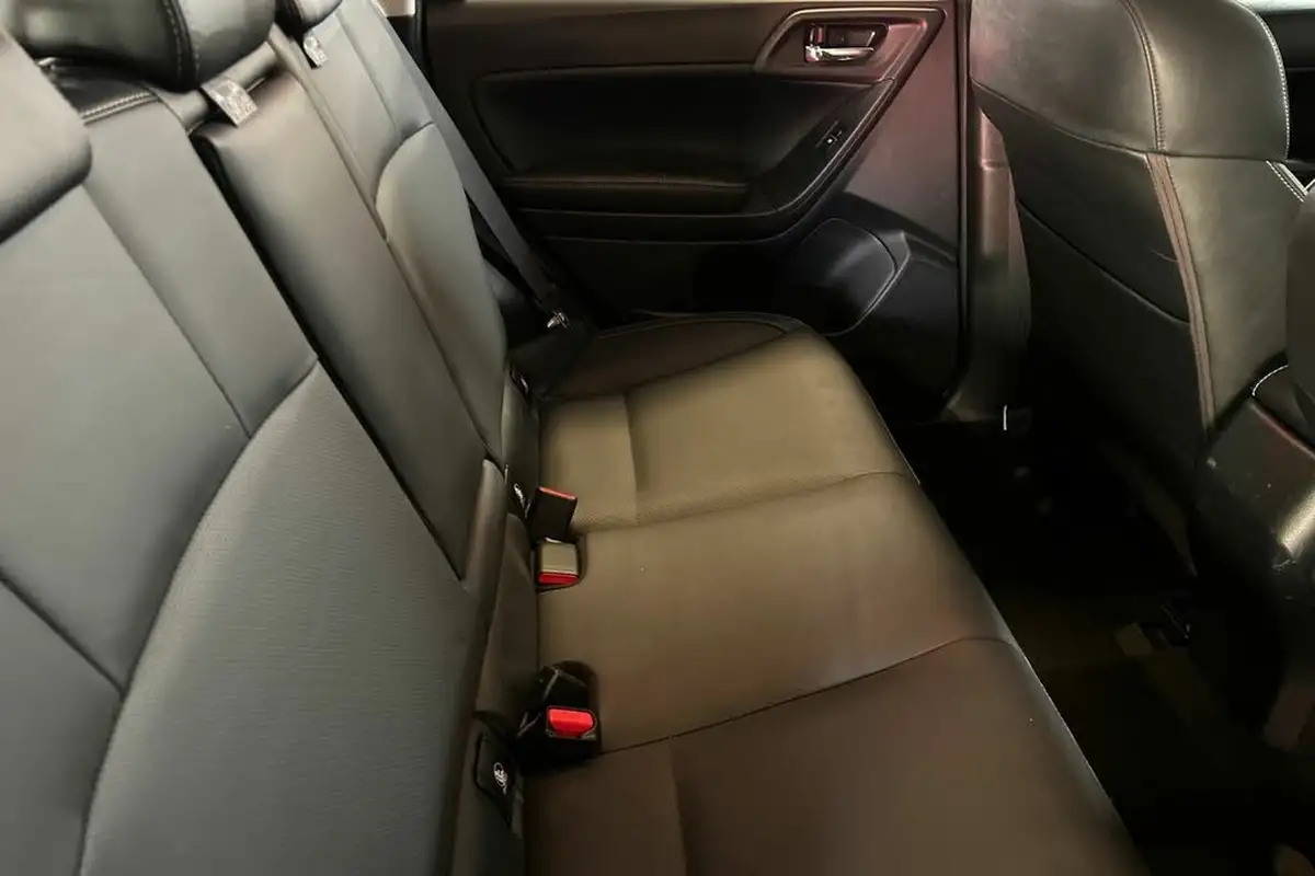 2018-subaru-forester-20-xe-premium-4x4-lineartronic-big-16