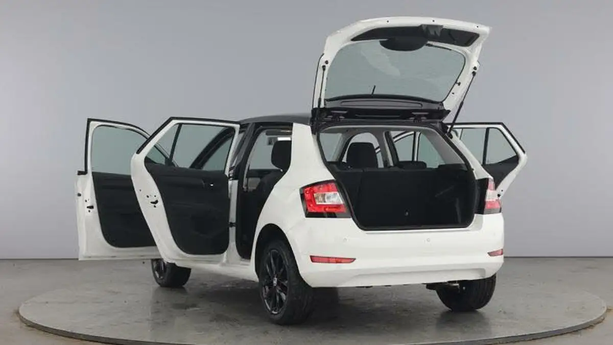 2019-skoda-fabia-10-tsi-colour-edition-big-10