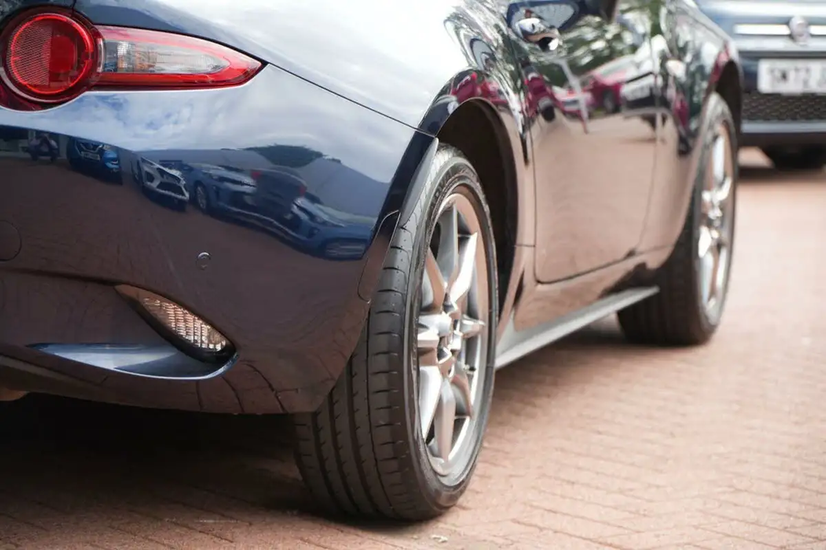 2024-mazda-mx-5-15-exclusive-line-roadster-big-20