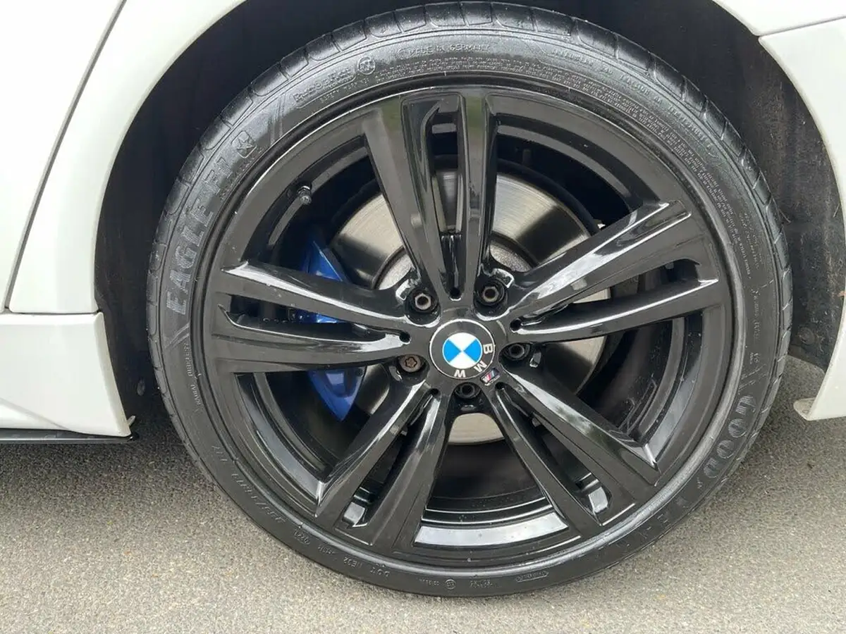 2017-bmw-3-series-20-330i-m-sport-saloon-4d-auto-big-60