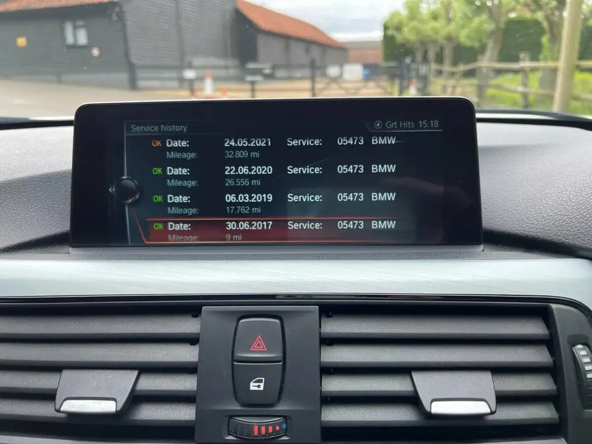 2017-bmw-3-series-20-330i-m-sport-saloon-4d-auto-big-39
