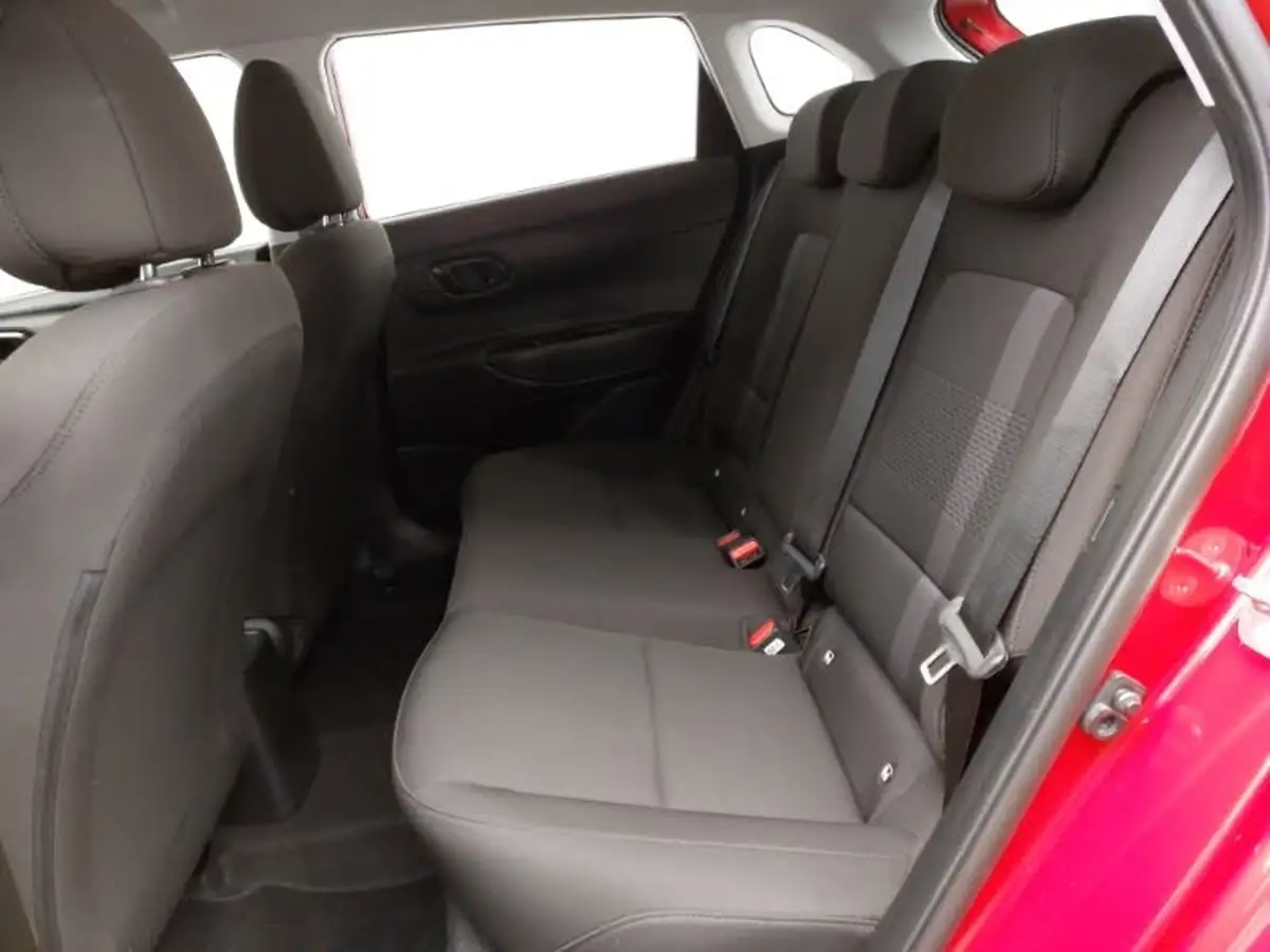 2024-hyundai-i20-10-t-gdi-advance-big-5