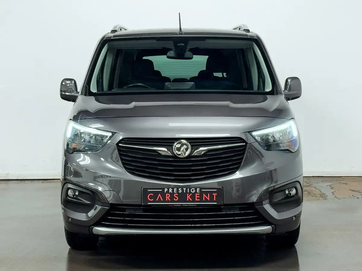 2020-vauxhall-combo-life-12i-elite-big-4