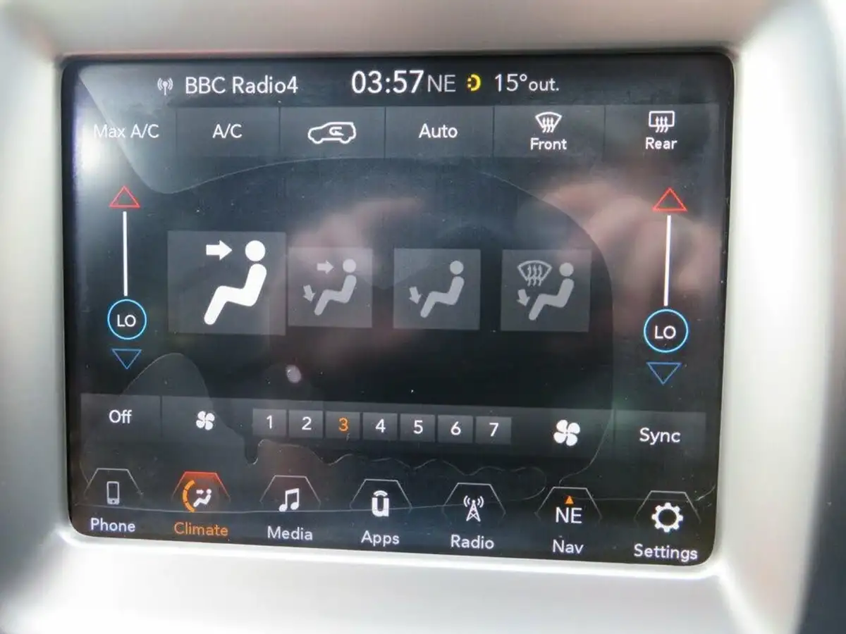 2018-jeep-compass-14-multiair-ii-longitude-big-34